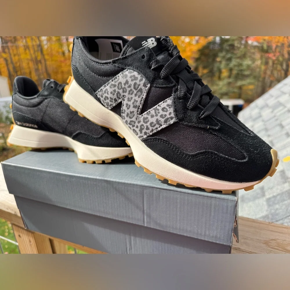 New Balance Black and Cream Sneakers with Leopard Accent - Picture 1 of 8